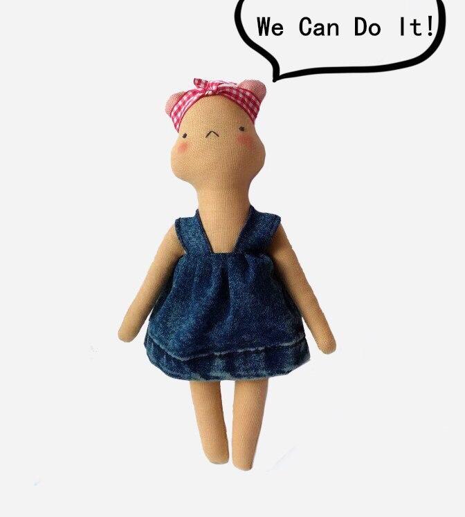 Игрушка ручной работы «Клепальщица Рози»